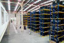 Photo internal infrastructure storage pallets Photo internal warehouse
